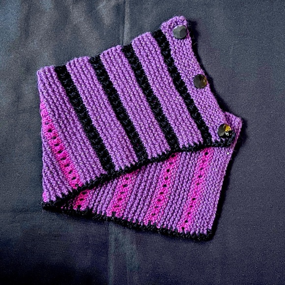 Knit Metallic Neckerchief - Picture 1 of 2